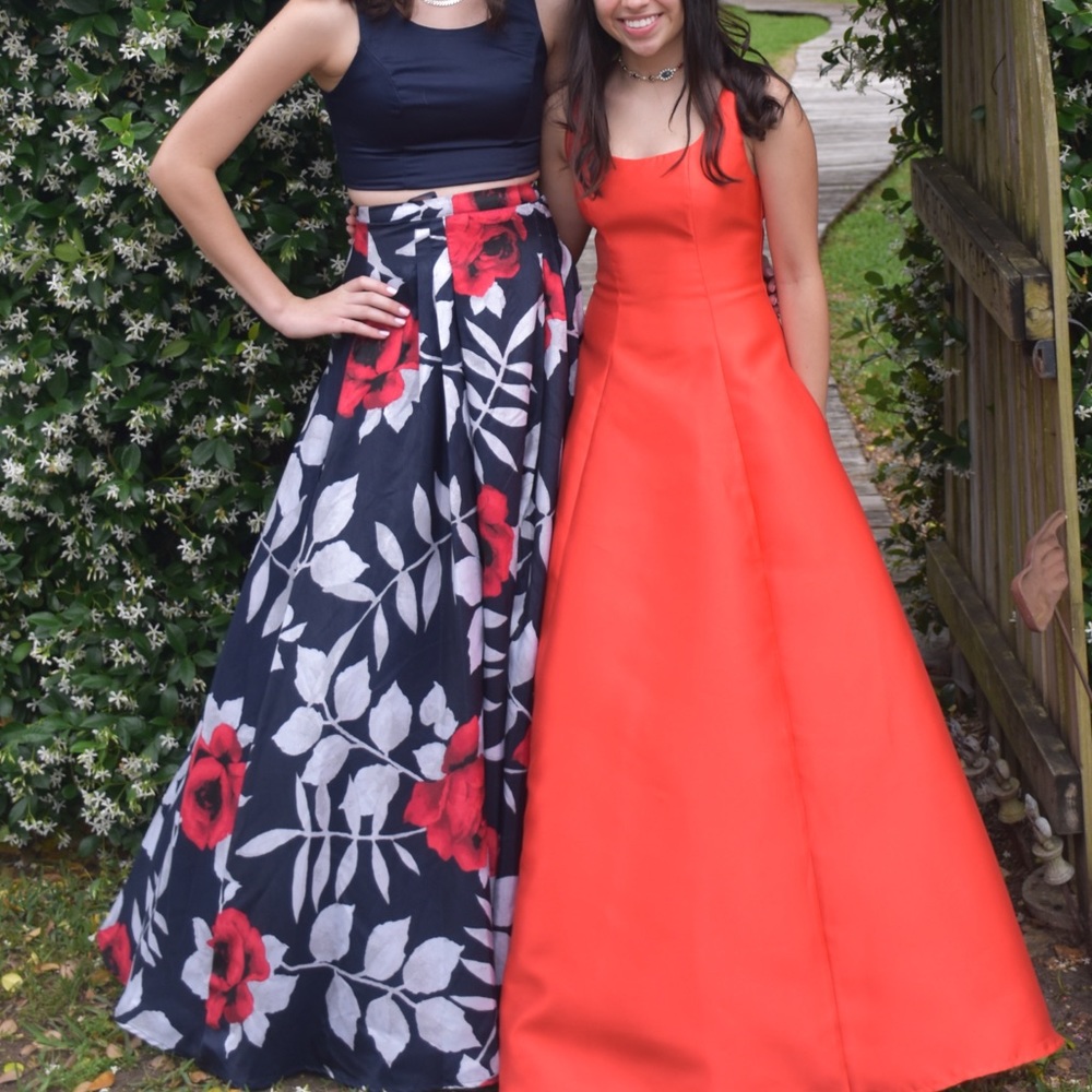 PROM DRESS!!! PERFECT CONDITION